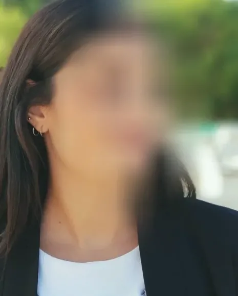 Bianca, 33