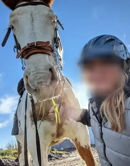 Cynthia, 35