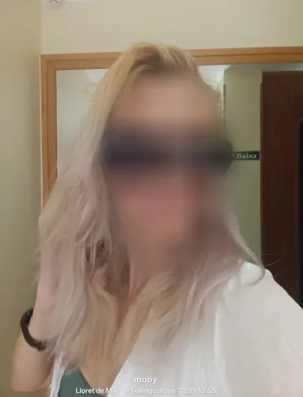 Maaike, 39
