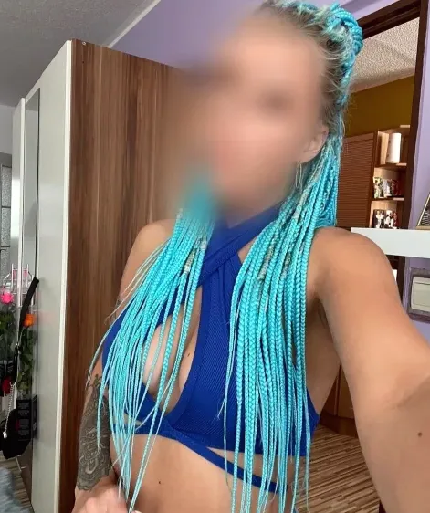 Nienke, 33