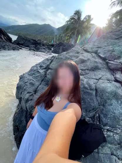 Sandra, 24